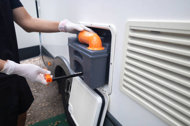 Best Portable toilet rental cost  in Lindsay, OK